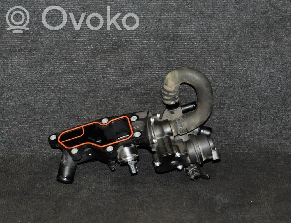 Nissan Qashqai Inne części komory silnika 