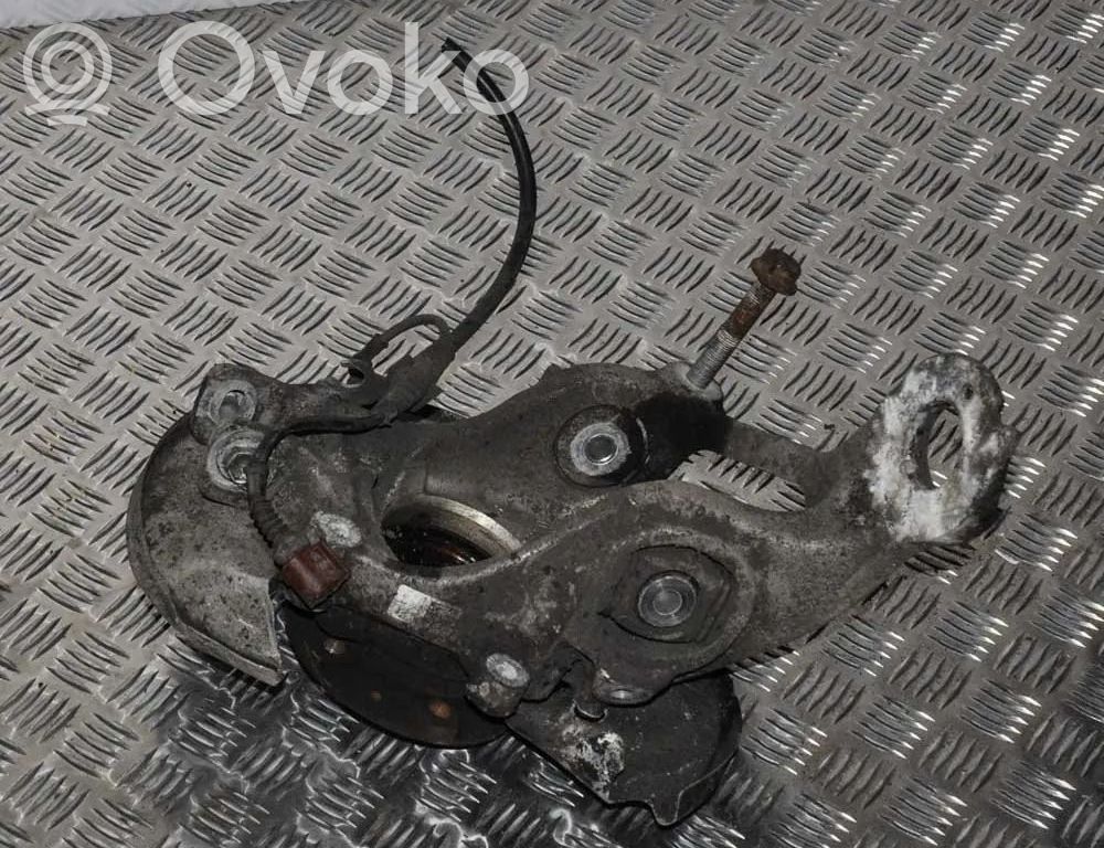 Piasta koła tylnego   8R0505432E