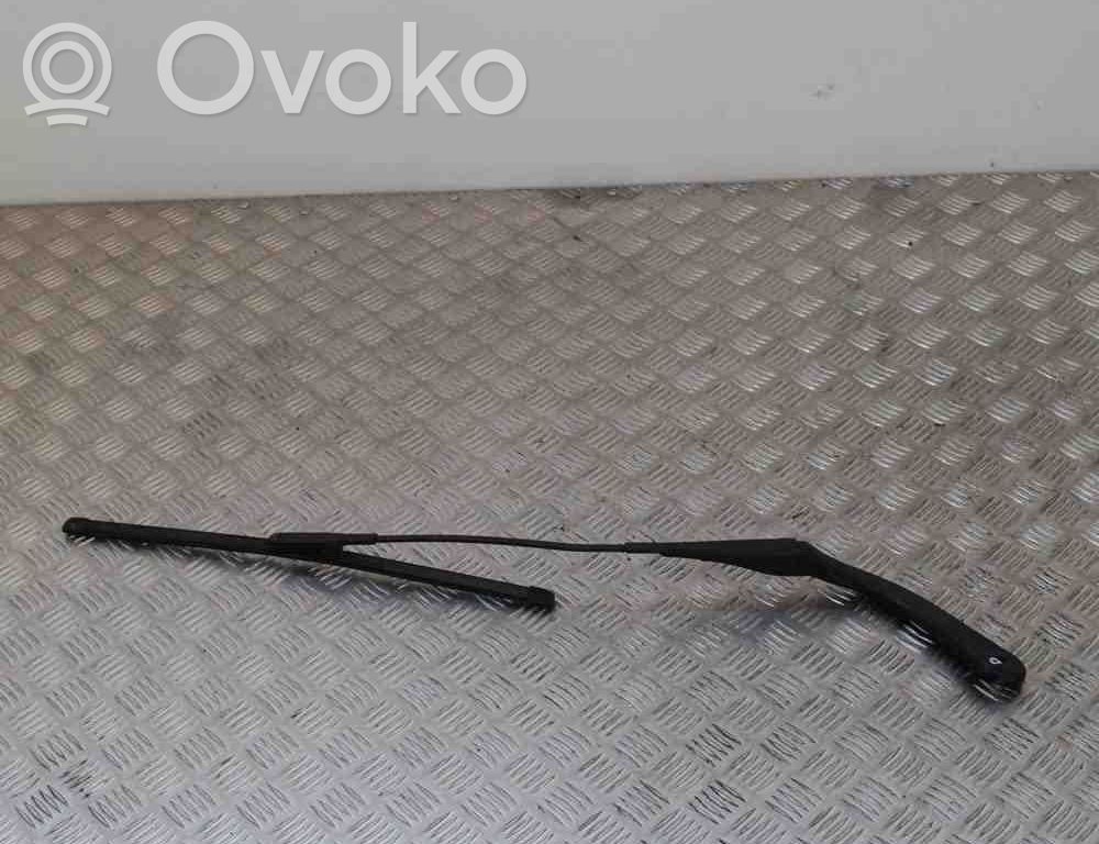 BMW 3 E90 E91 Tuulilasinpyyhkimen sulka 