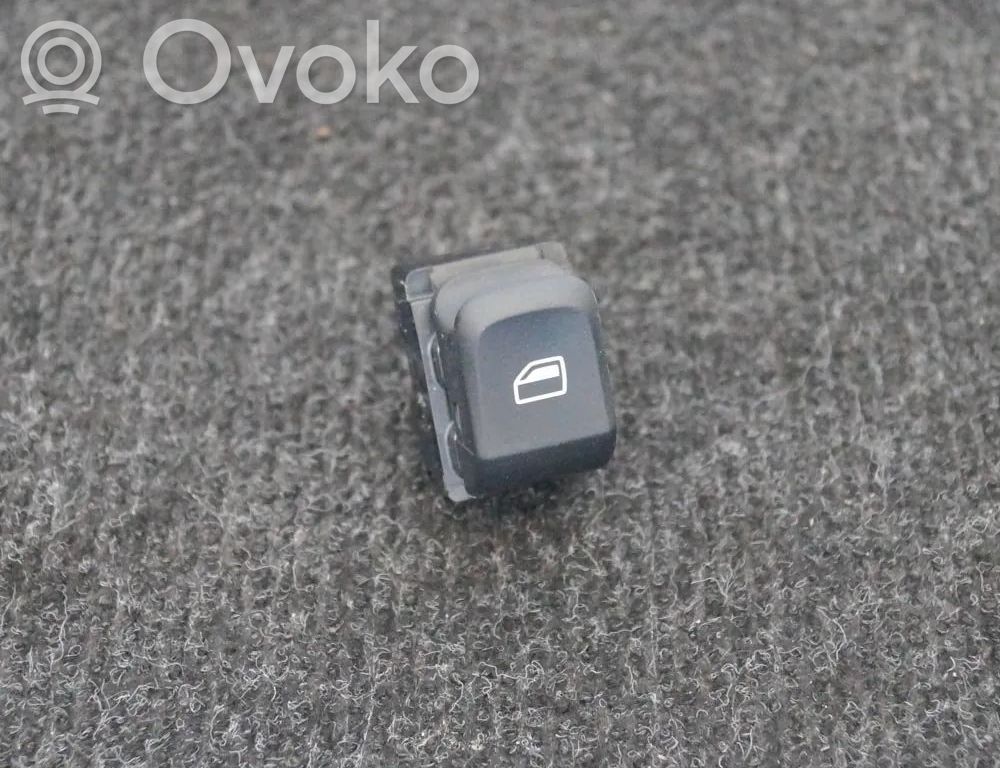 Audi A3 S3 8V Przyciski szyb 