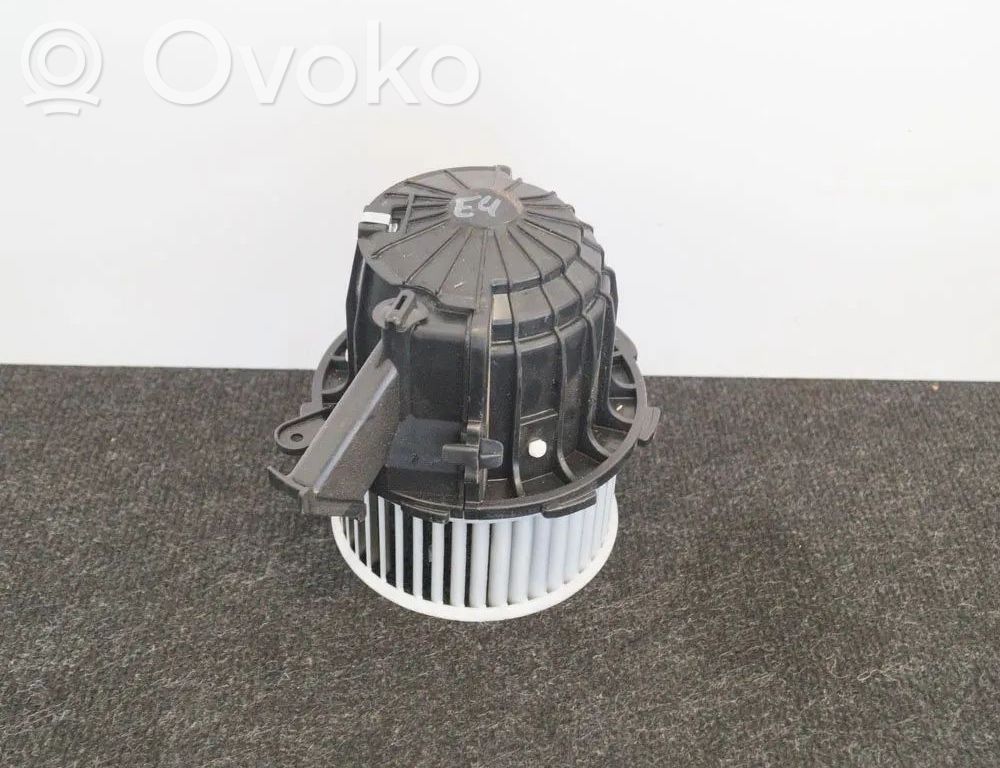 Audi A5 8T 8F Heizungslüfter 