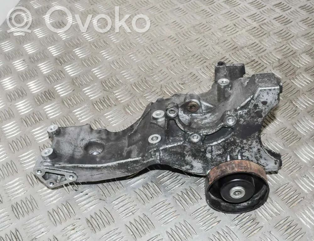 Audi A4 S4 B7 8E 8H Cita veida dzinēja nodalījuma detaļa 