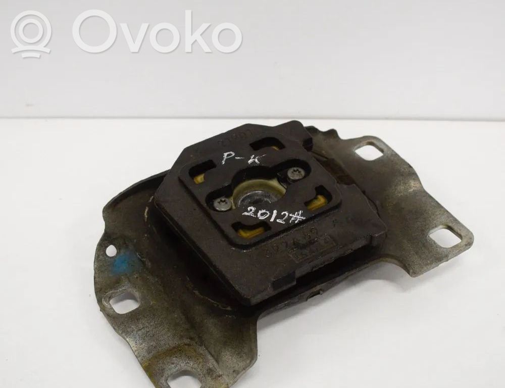 Engine mount bracket   322A69A