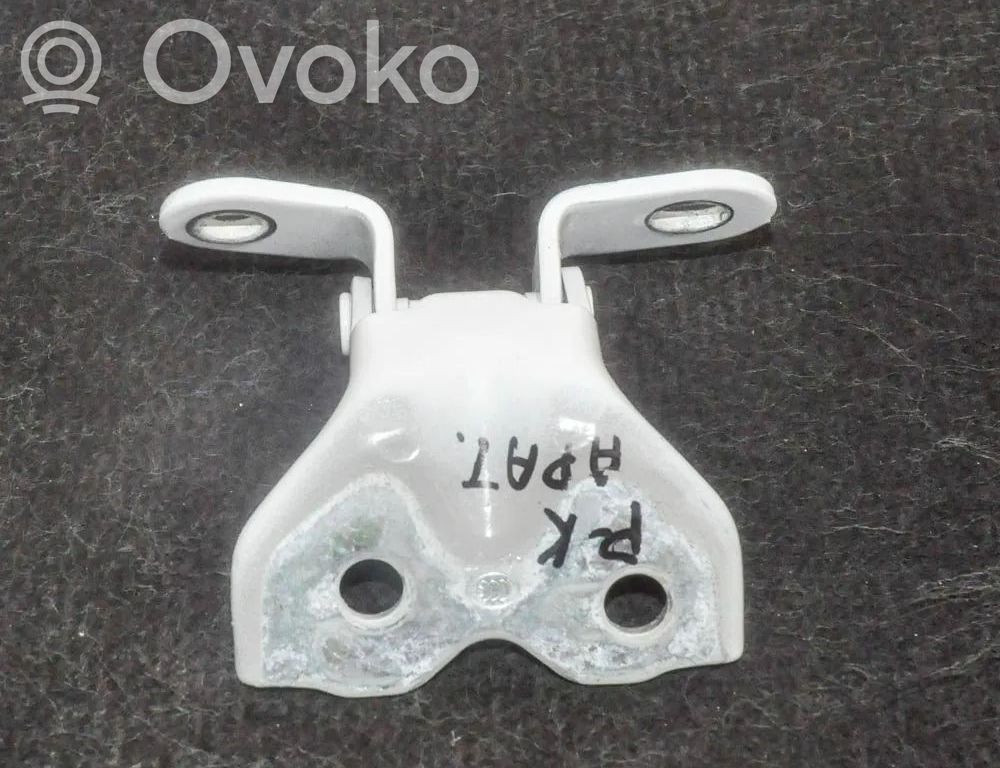 Bisagra superior puerta delantera   A046057