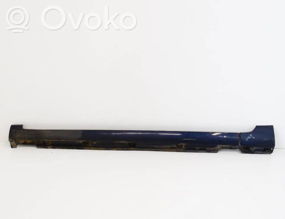 Volkswagen PASSAT B7 Sottoporta