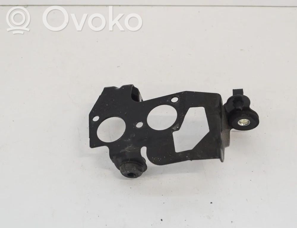 Volvo XC60 ABS-pumpun kiinnike 