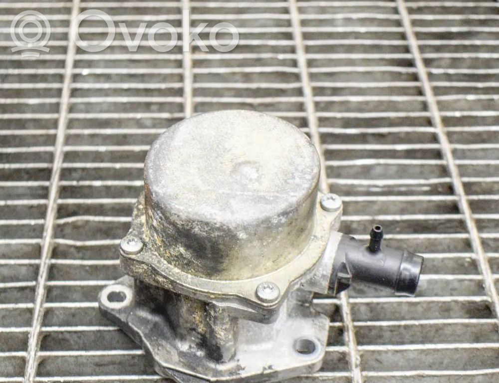 Pompe à vide   146505272R,705641000