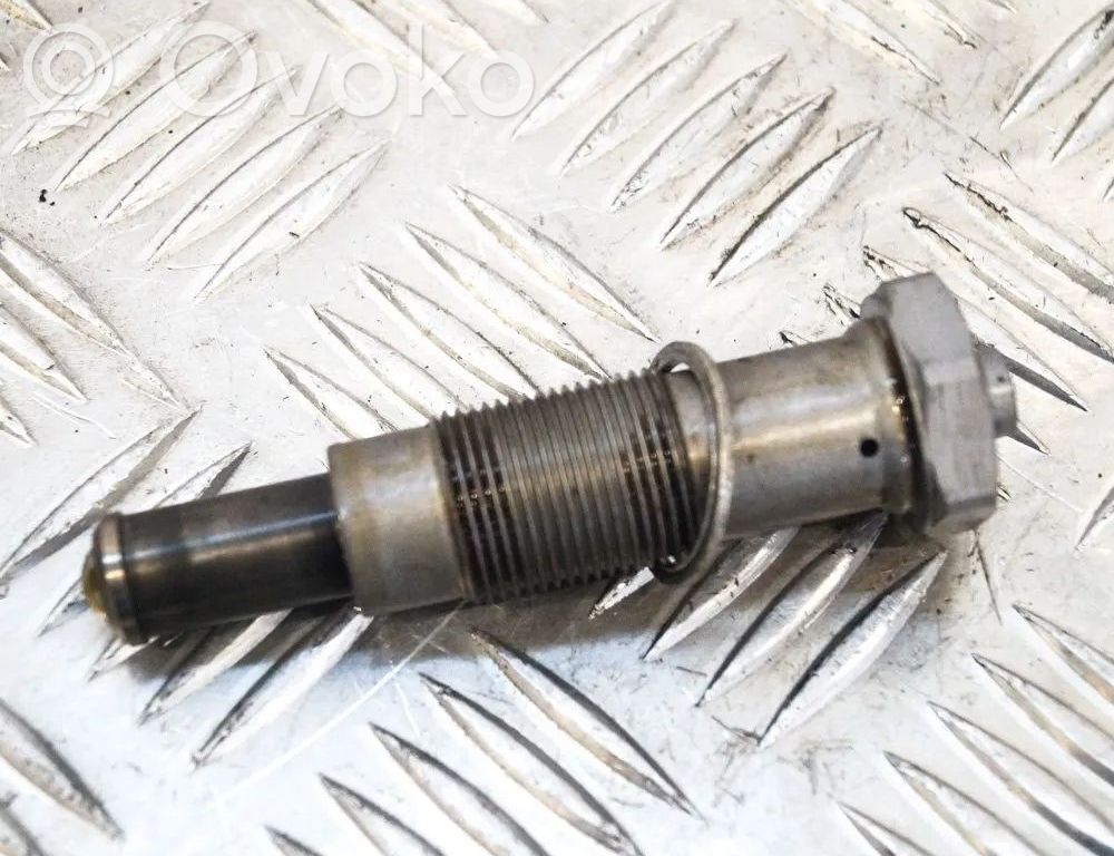 BMW 7 E65 E66 Alte piese compartiment motor 