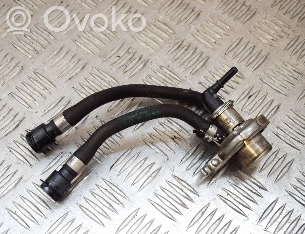 BMW 7 G11 G12 Autres pièces compartiment moteur 