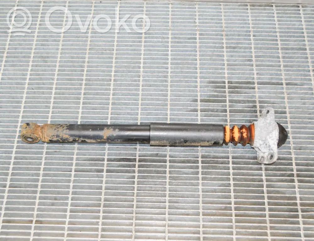 Volkswagen Golf VI Takaiskunvaimennin 