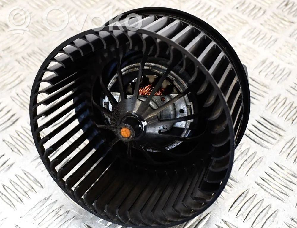 Ford Focus Ventola riscaldamento/ventilatore abitacolo 
