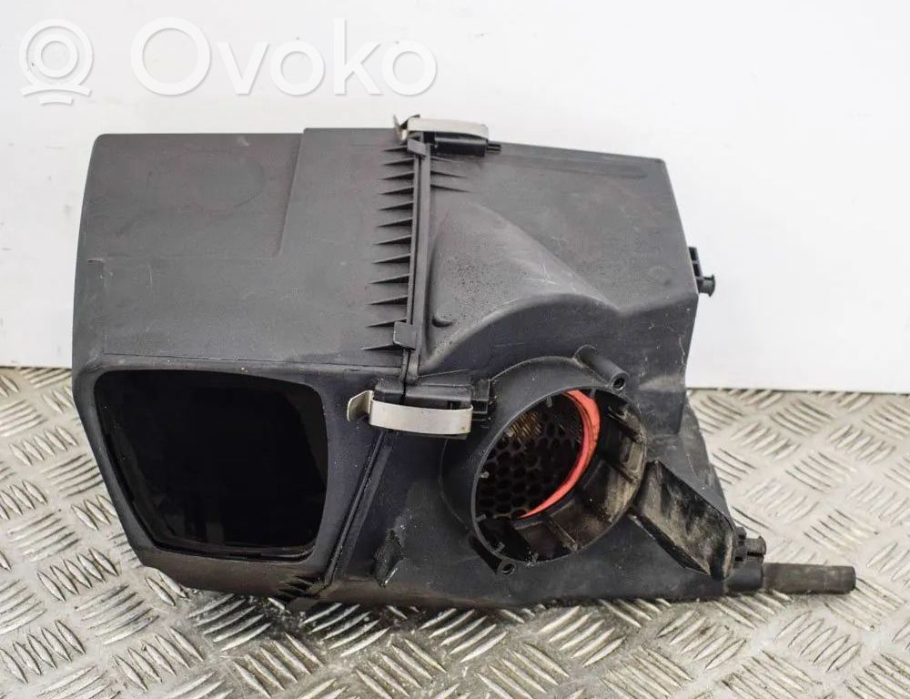 Air filter box