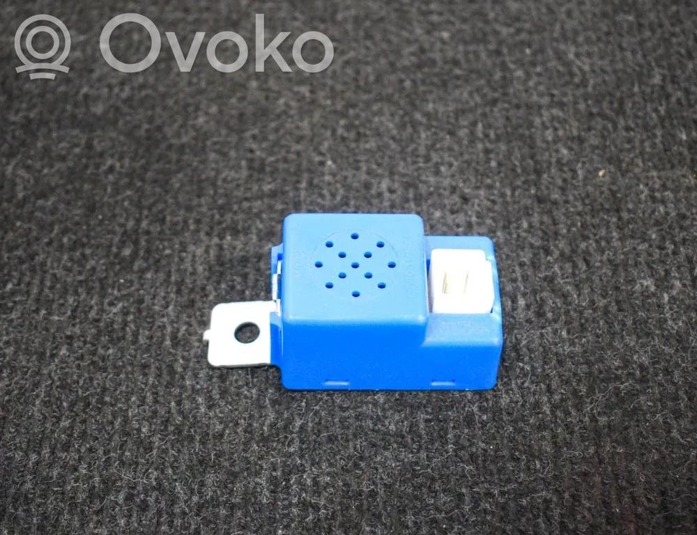 Otros dispositivos   957102E000