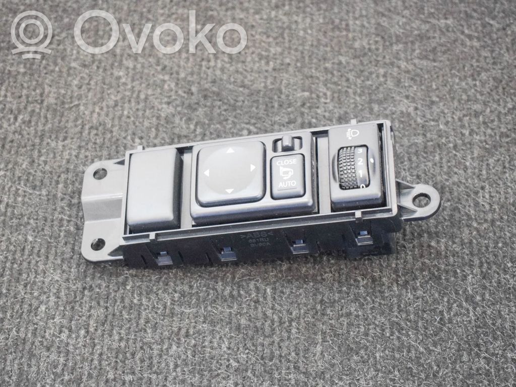Nissan Juke I F15 Set comutatoare