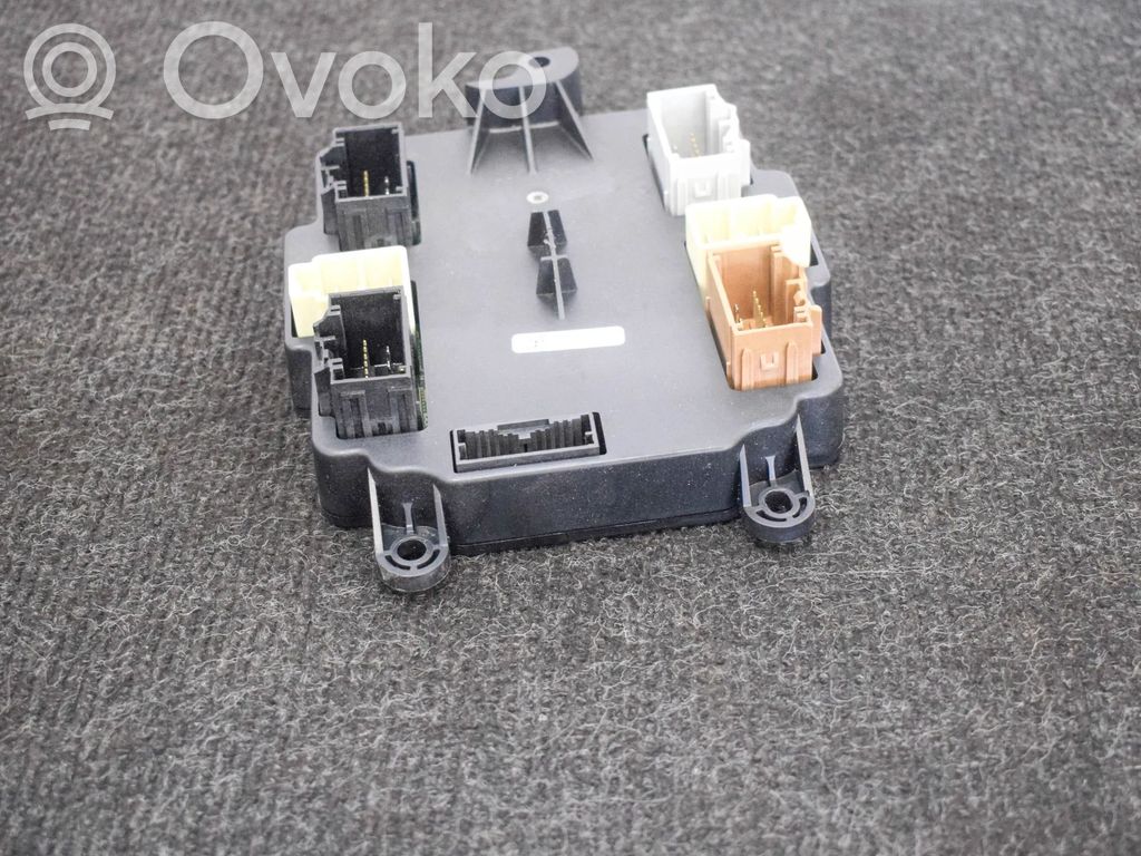 Tesla Model X Door control unit/module 