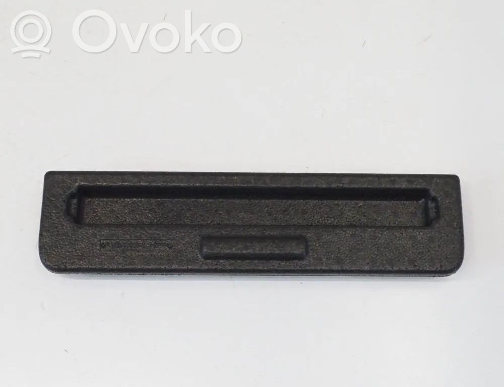 Altra parte interiore   FN1B17005B