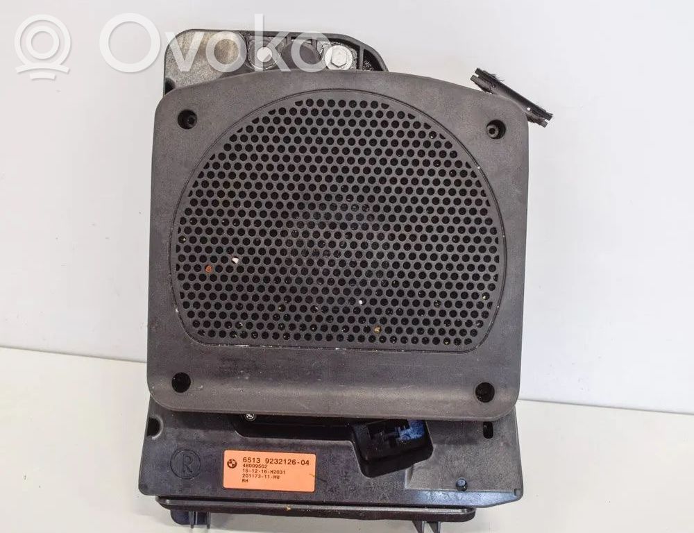 BMW 2 F22 F23 Subwoofer 