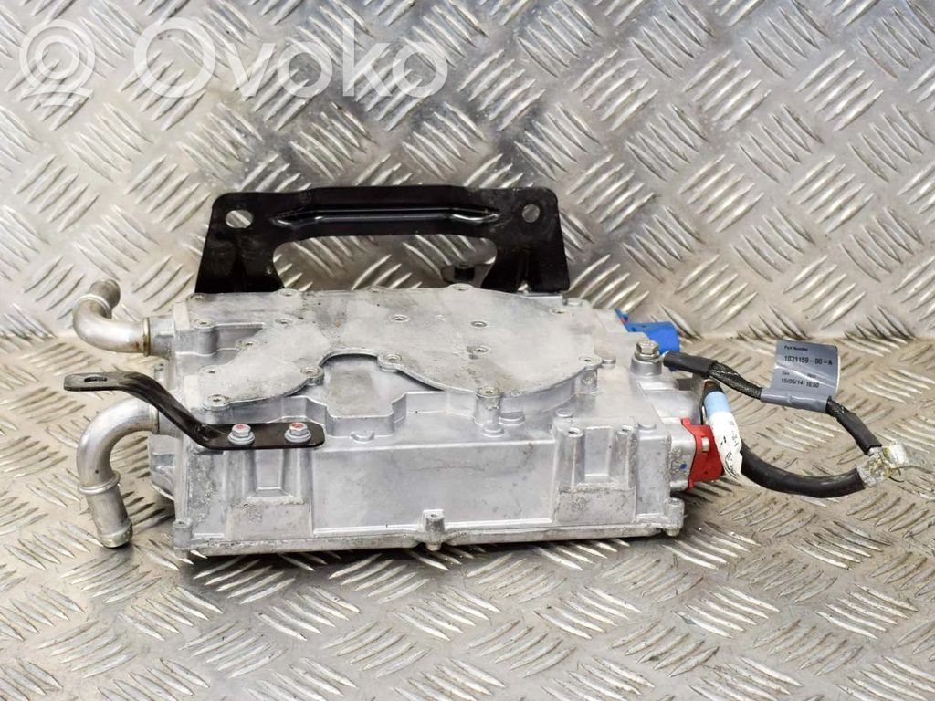 Tesla Model S Inversor/convertidor de voltaje 
