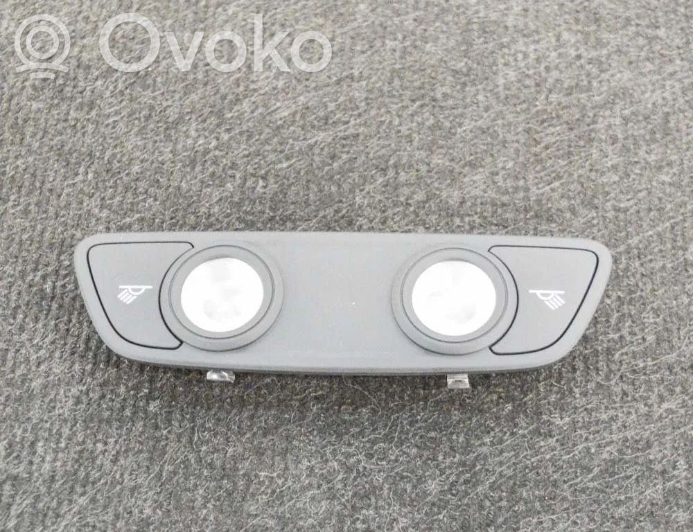 Audi A5 Luz del asiento delantero 