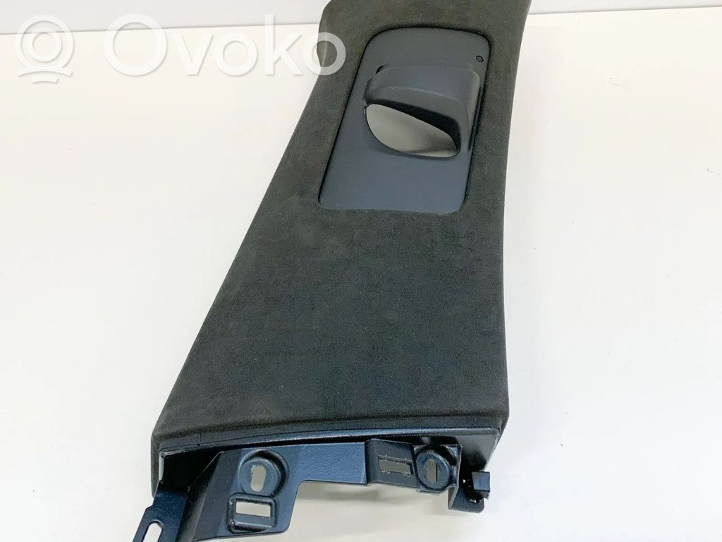 Tesla Model X Pilar (B) (superior) 