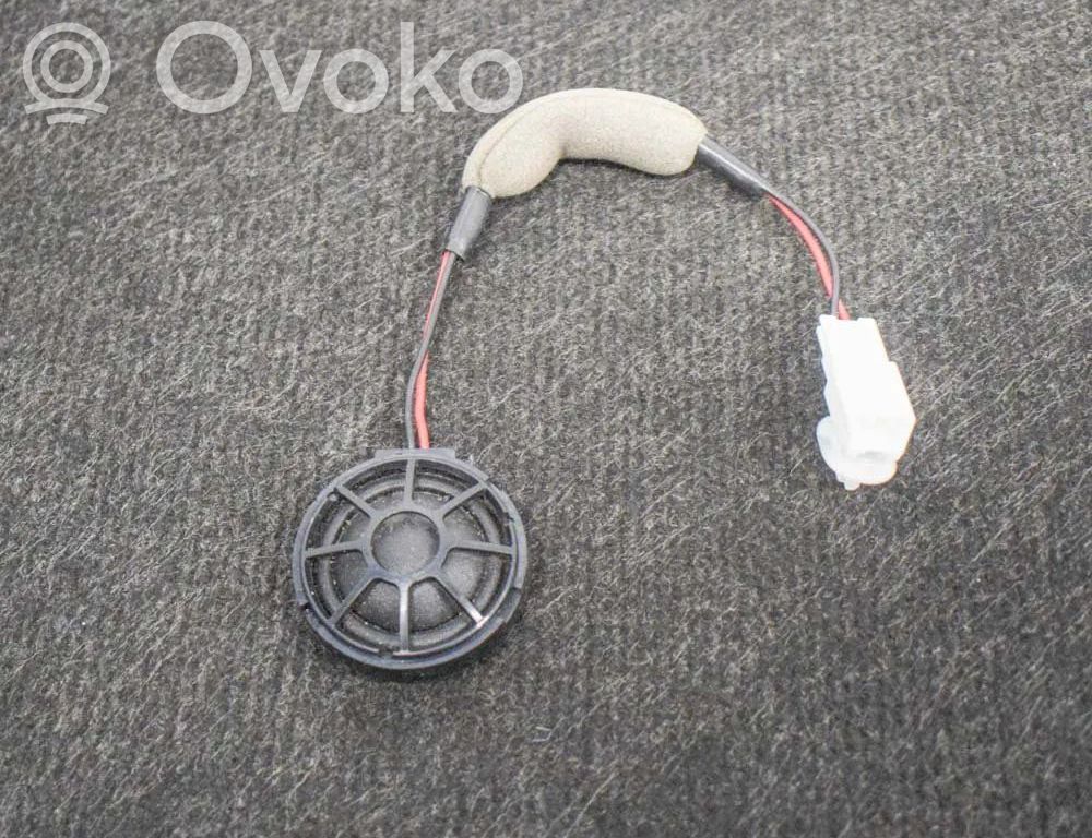 Etuoven kaiutin   105072400A,1000914002