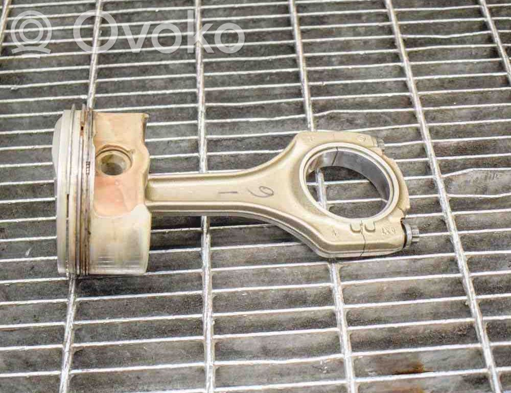 Piston   7840918,7838623
