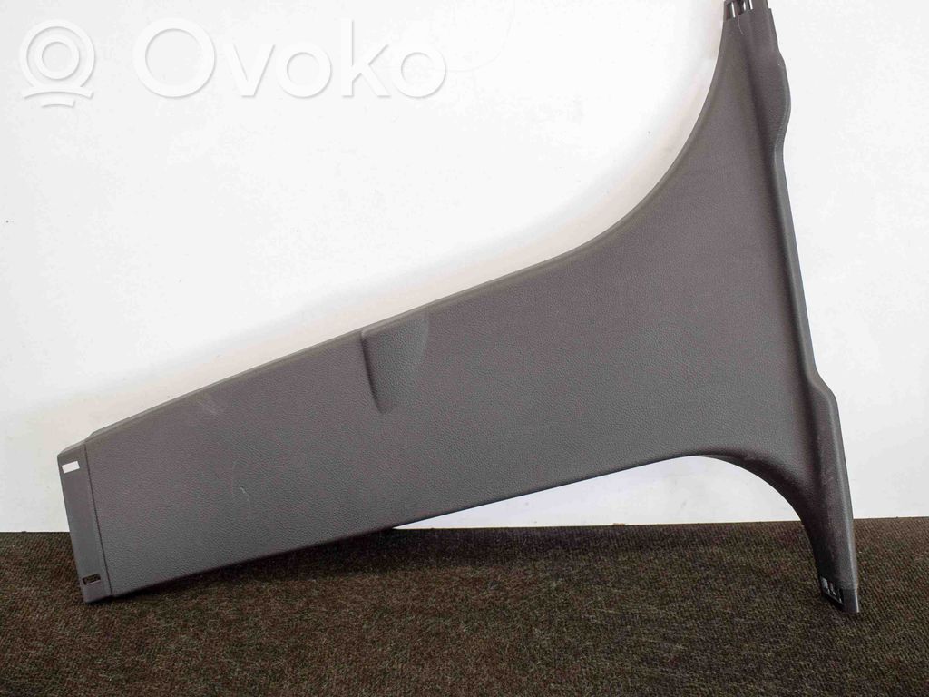 Ford Focus Pilar (B) (inferior) 