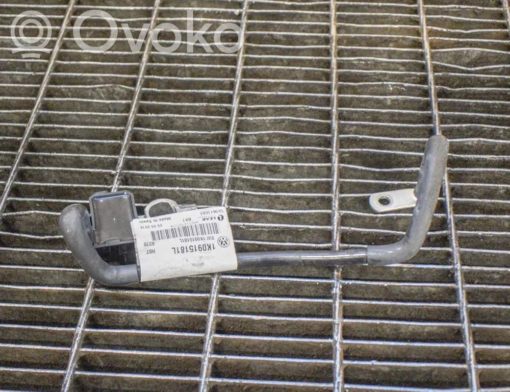 Audi Q3 8U Minus / Klema / Przewód akumulatora 