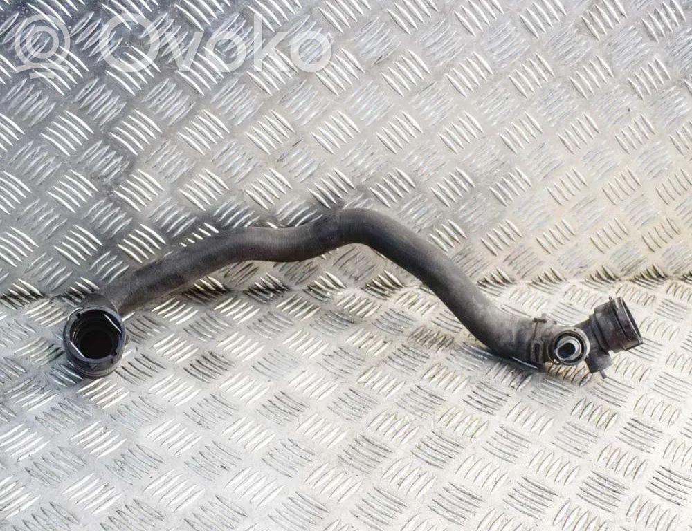 Audi A4 S4 B8 8K Engine coolant pipe/hose 