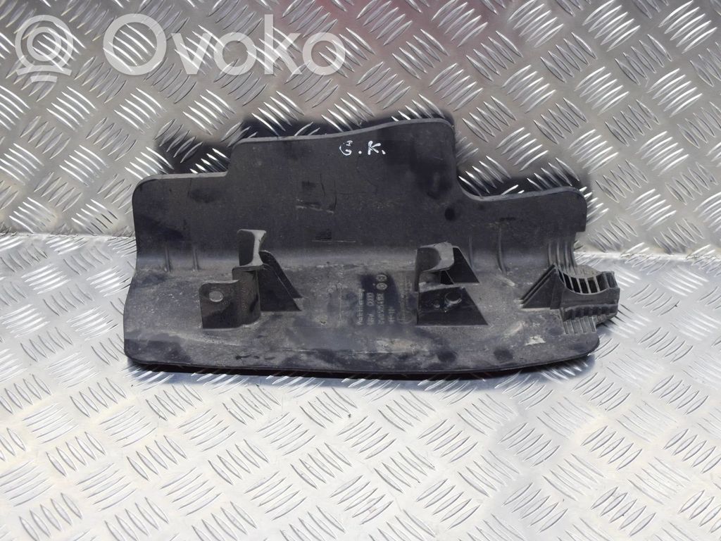 Audi A4 S4 B9 8W Osłona tylna podwozia 