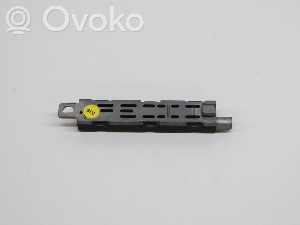 Audi A1 Antenos stiprintuvas 