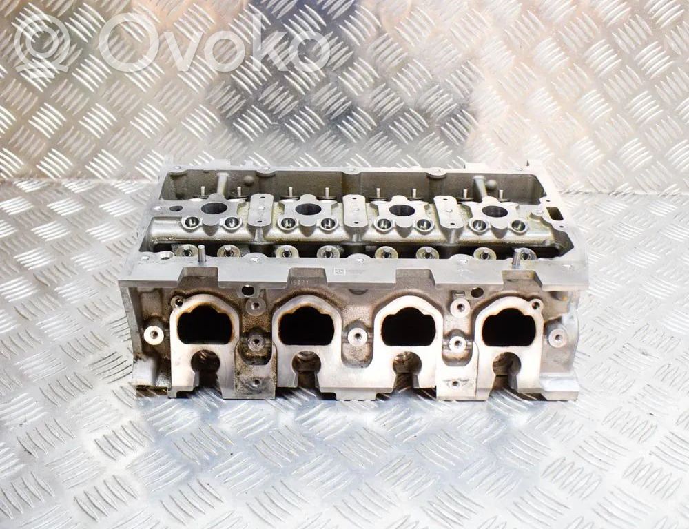 Audi A4 S4 B9 8W Engine head 