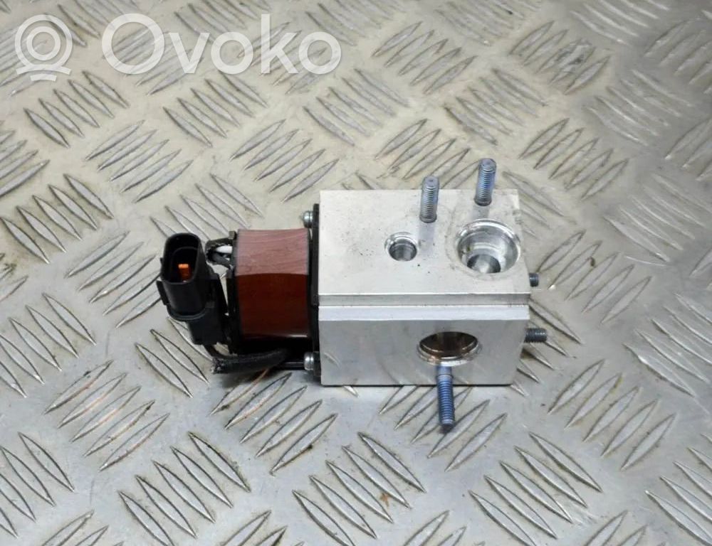 Hyundai Ioniq Turbo solenoid valve 