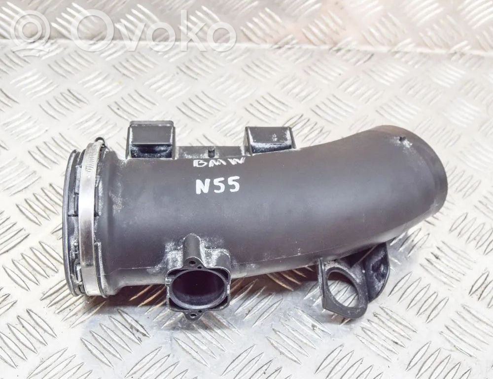 BMW 5 F10 F11 Część rury dolotu powietrza 