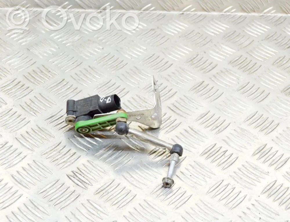 Tesla Model S Rear air suspension level height sensor 