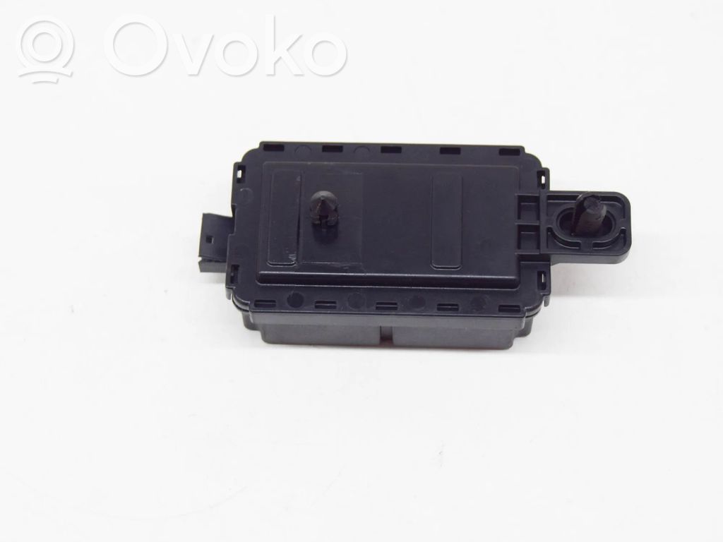 BMW 4 F32 F33 Inne wyposażenie elektryczne 