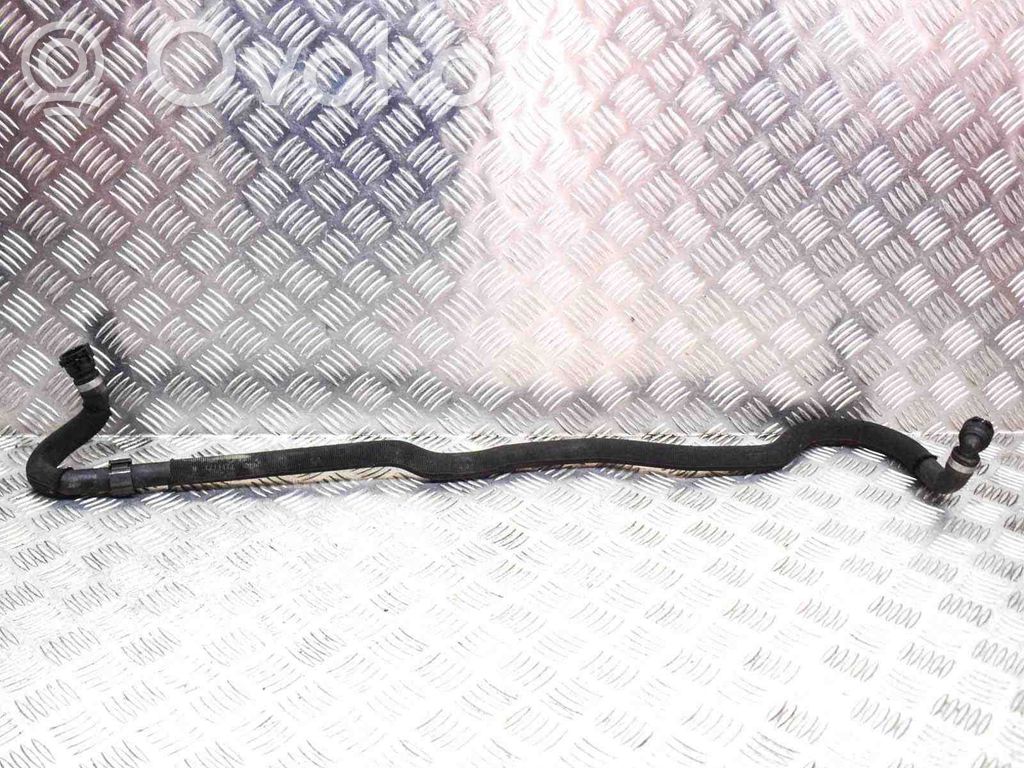 BMW 5 G30 G31 G38 Tubo flessibile del liquido di raffreddamento del motore 
