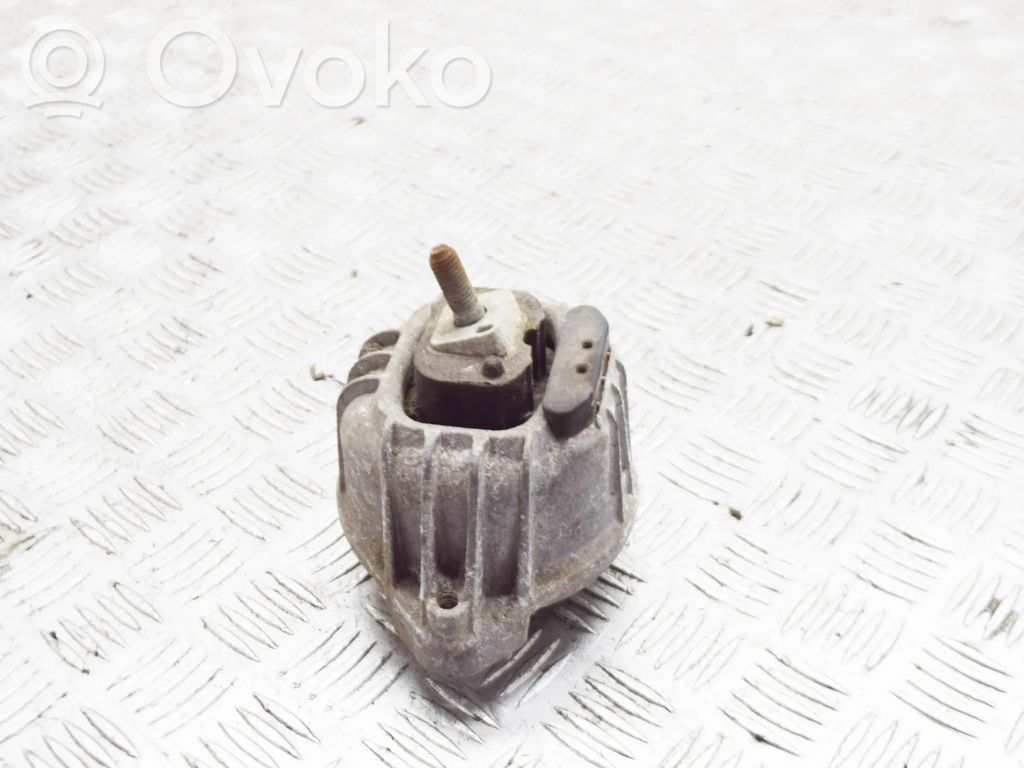 Подушка двигателя   6760330