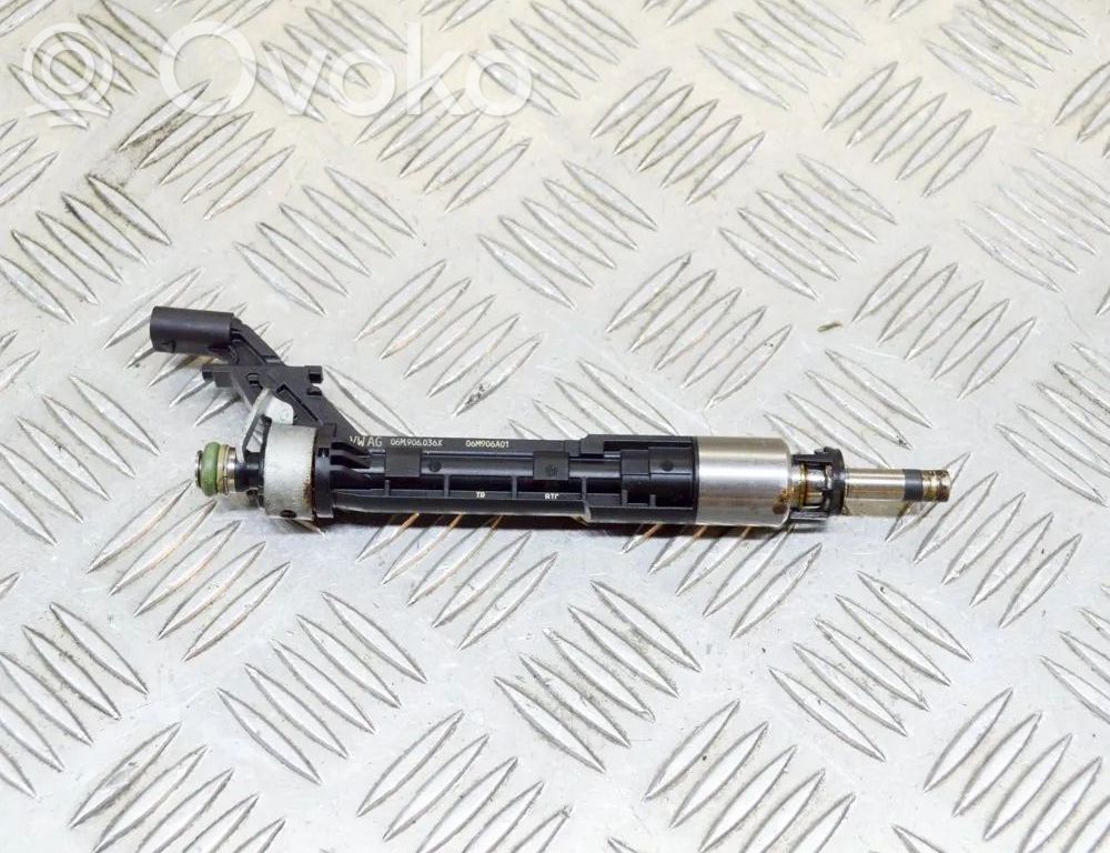 Audi A5 Injector combustibil 