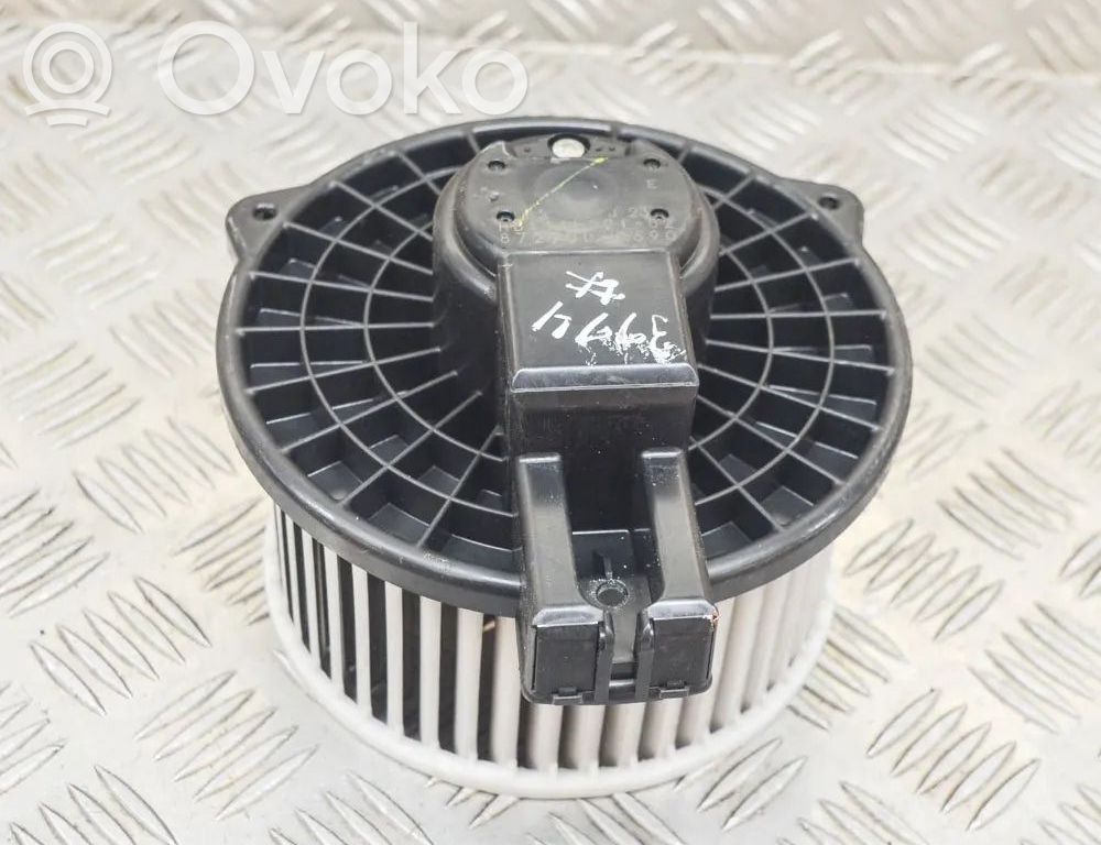 Mazda 6 Mazā radiatora ventilators 