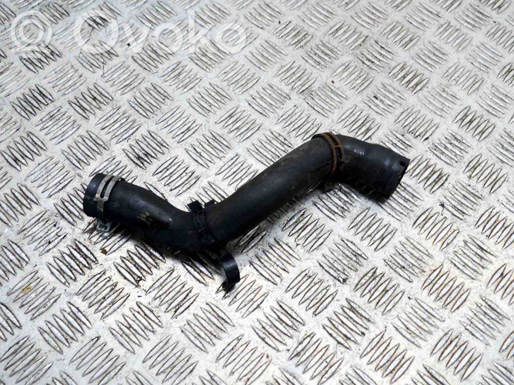 Engine coolant pipe/hose