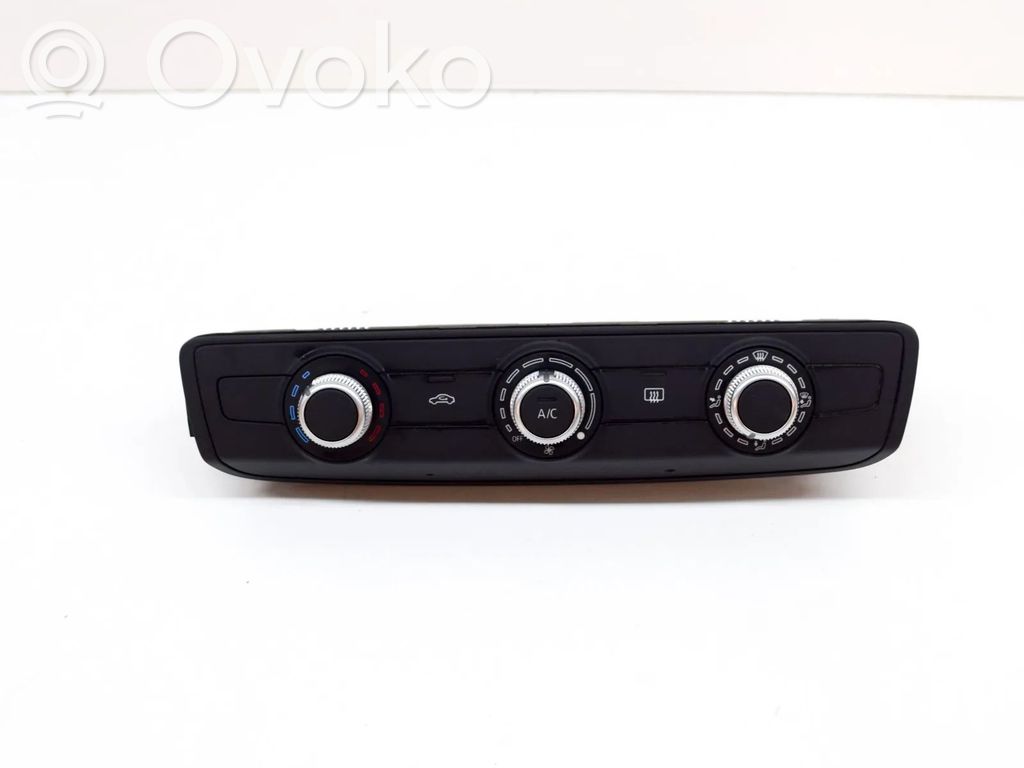 Audi A1 Interior fan control switch 