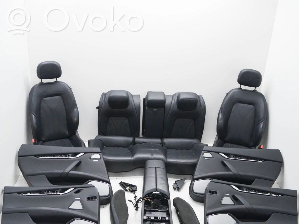 Maserati Quattroporte Set interni 