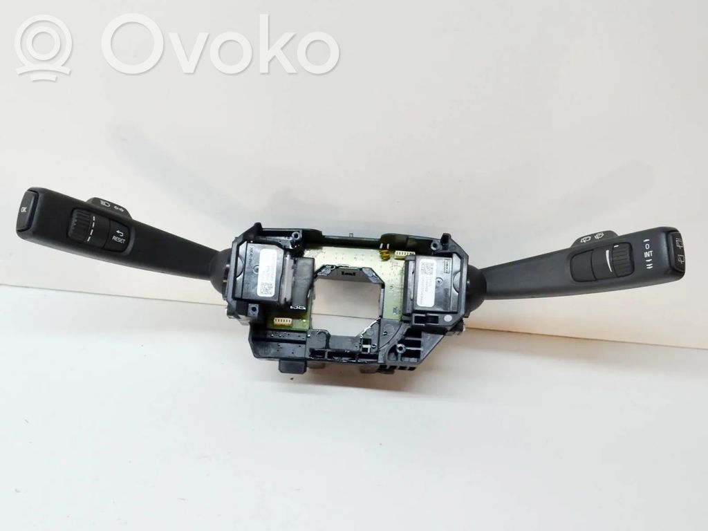 Volvo V60 Indicator stalk 