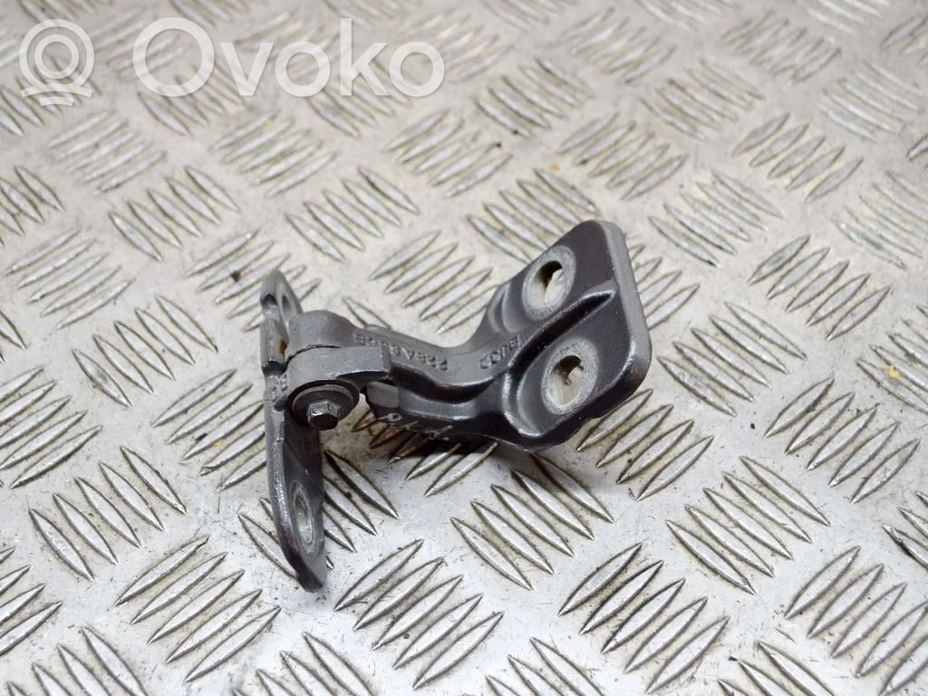Land Rover Range Rover Evoque L538 Front door upper hinge 