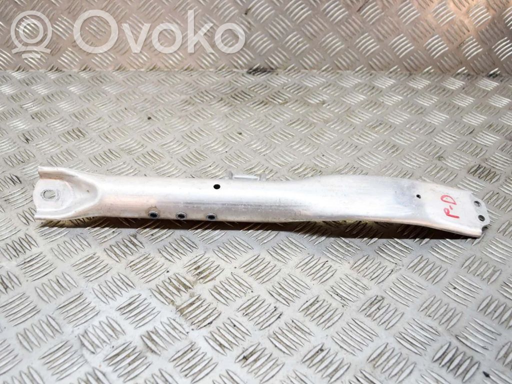 Tesla Model S Muu korin osa 