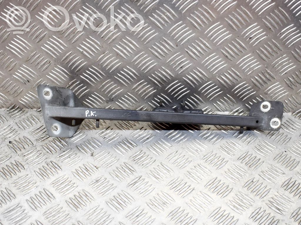 Audi A8 S8 D3 4E Fender mounting bracket 