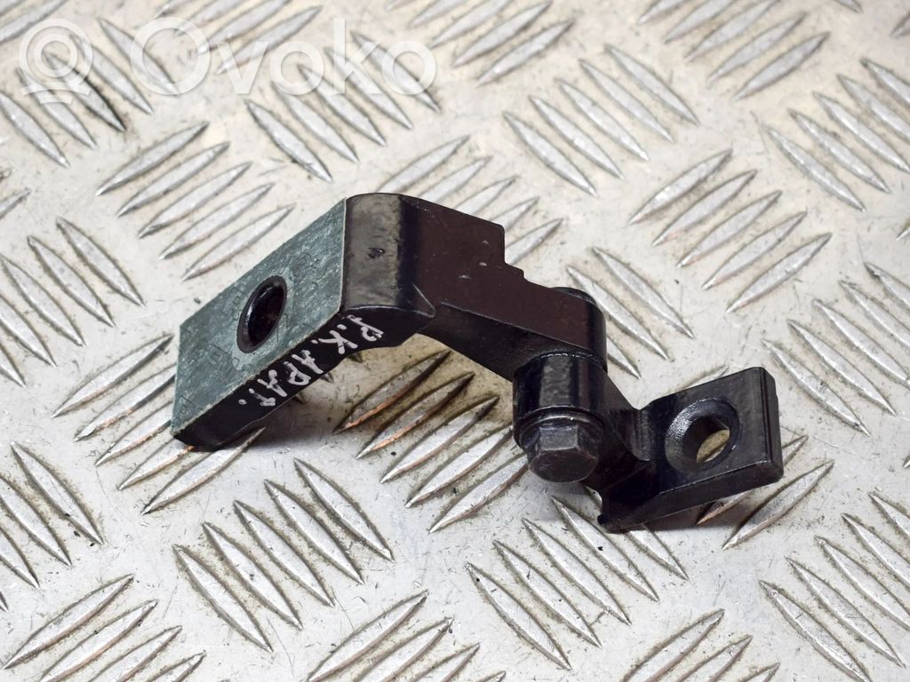 BMW i3 Front door upper hinge 