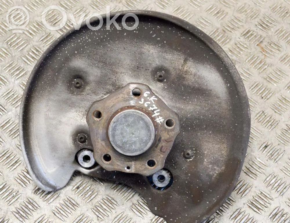 Audi A5 Cubo de rueda trasera 