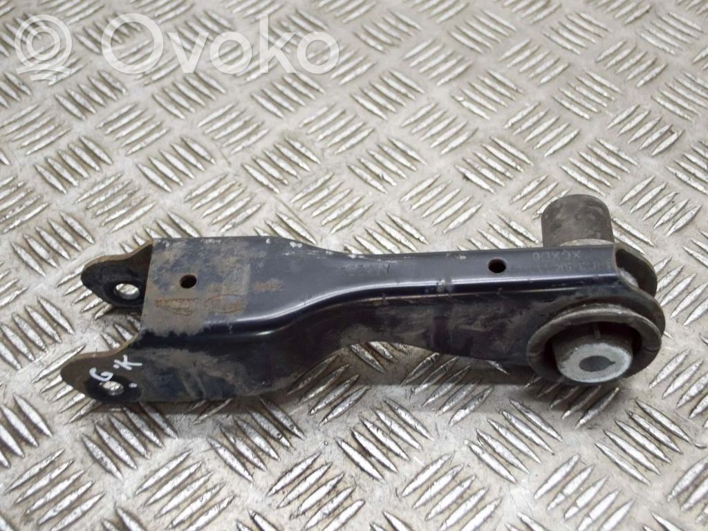 Galinė šakė   J9C35K899AA